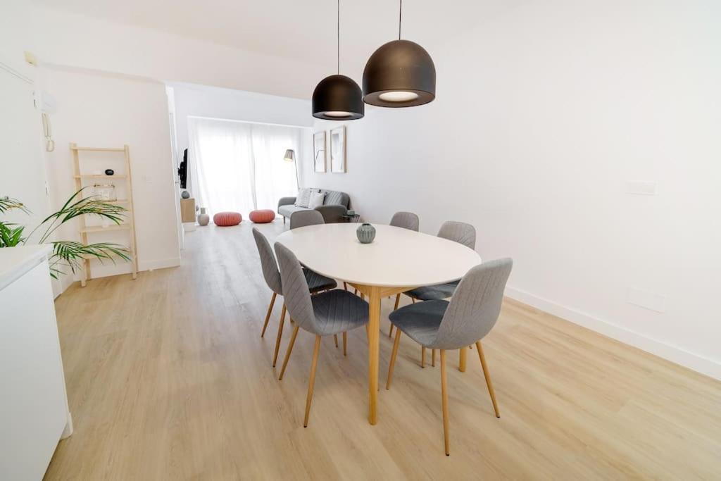 Esplendido Apartamento En El Centro Malaga Luaran gambar