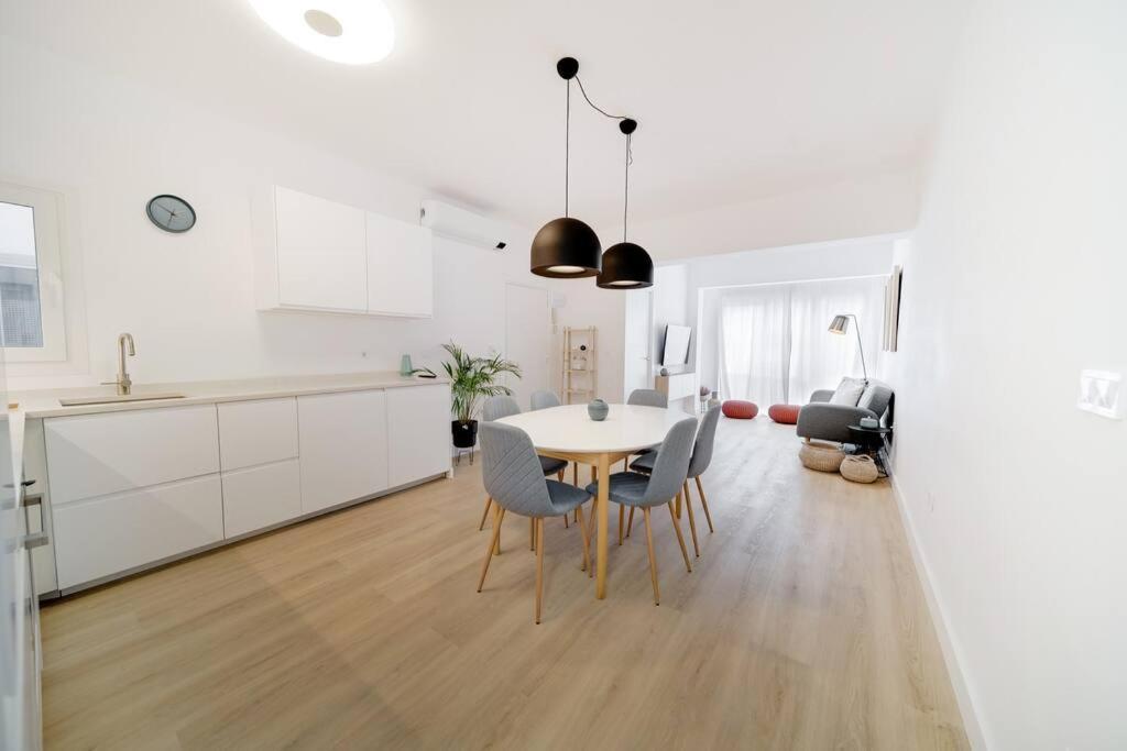 Esplendido Apartamento En El Centro Malaga Luaran gambar
