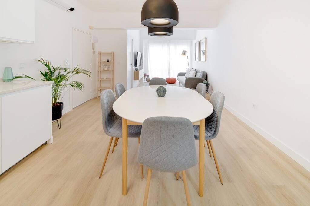 Esplendido Apartamento En El Centro Malaga Luaran gambar