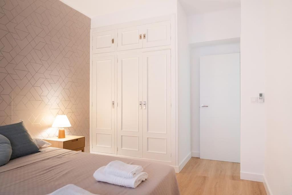 Esplendido Apartamento En El Centro Malaga Luaran gambar