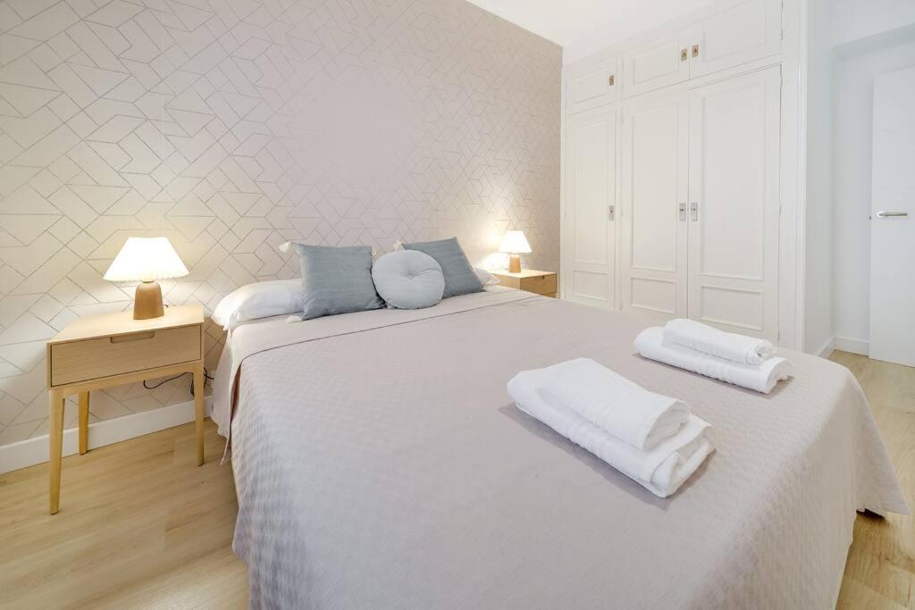 Esplendido Apartamento En El Centro Malaga Luaran gambar